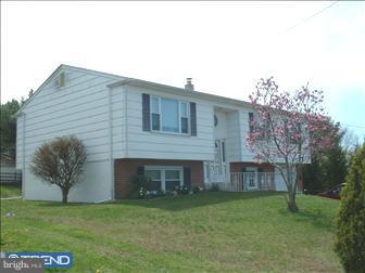 1515 Larkin Road Boothwyn, PA 19061 - Photo 2 of 6 Gallery Image 2