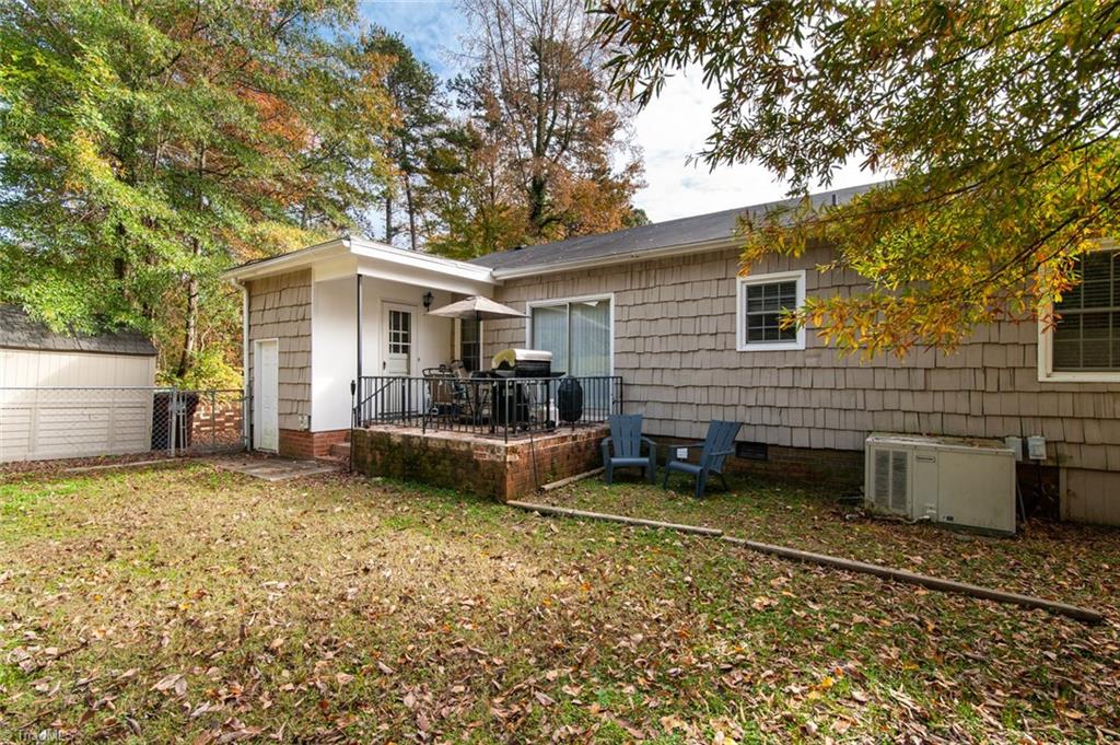 1104 Robinhood Road High Point, NC 27262 - Photo 15 of 18 Gallery Image 15