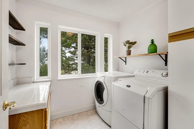 $9,000 | 1 Overlook Place, Monterey, CA 93940