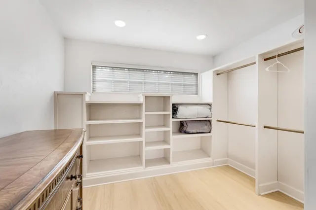 $9,000 | 1 Overlook Place, Monterey, CA 93940