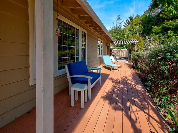 $640,000 | 17750 Barbizon Lane, Fort Bragg, CA 95437