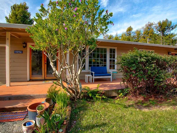 $640,000 | 17750 Barbizon Lane, Fort Bragg, CA 95437