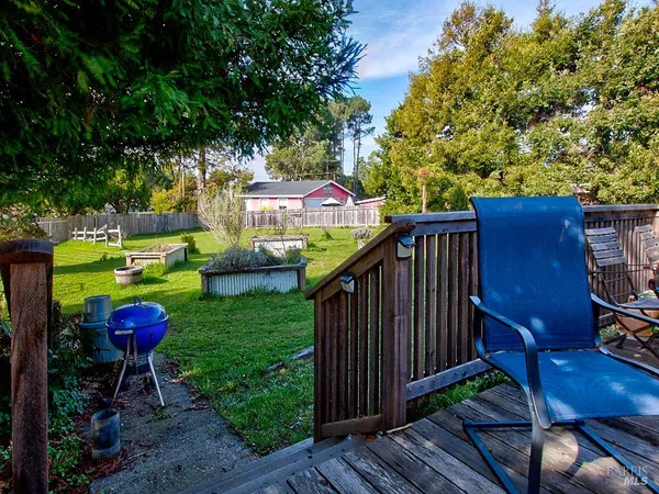 $640,000 | 17750 Barbizon Lane, Fort Bragg, CA 95437