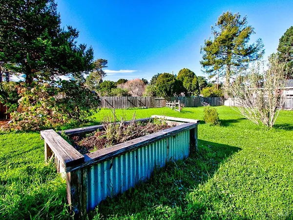 $640,000 | 17750 Barbizon Lane, Fort Bragg, CA 95437