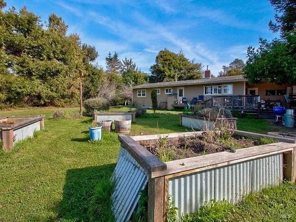 $640,000 | 17750 Barbizon Lane, Fort Bragg, CA 95437