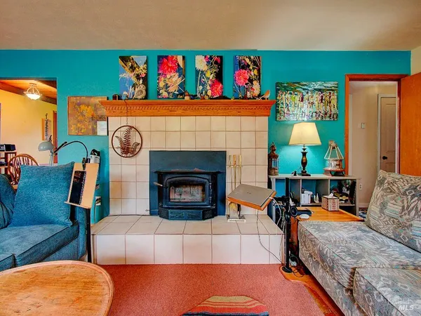 $640,000 | 17750 Barbizon Lane, Fort Bragg, CA 95437