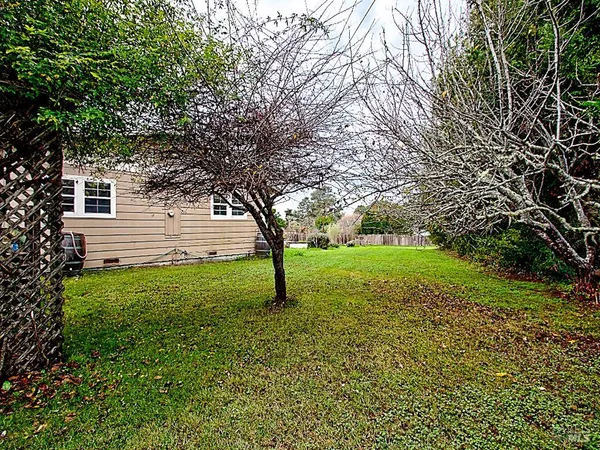 $640,000 | 17750 Barbizon Lane, Fort Bragg, CA 95437