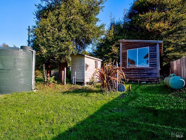 $640,000 | 17750 Barbizon Lane, Fort Bragg, CA 95437