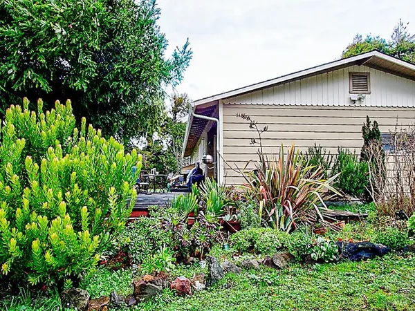 $640,000 | 17750 Barbizon Lane, Fort Bragg, CA 95437