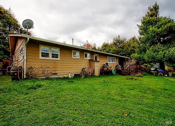 $640,000 | 17750 Barbizon Lane, Fort Bragg, CA 95437