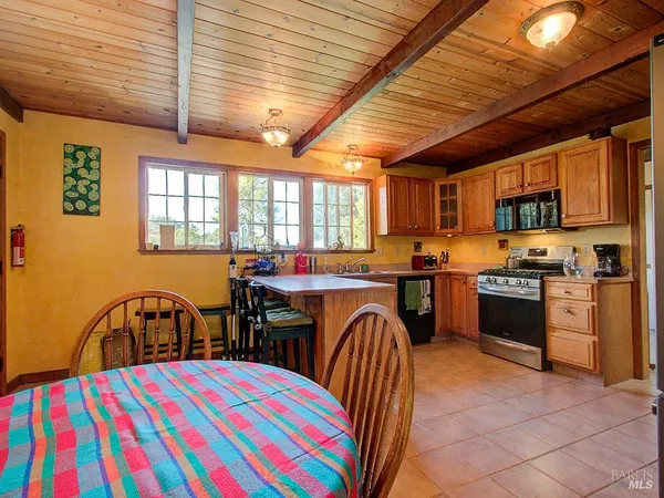 $640,000 | 17750 Barbizon Lane, Fort Bragg, CA 95437