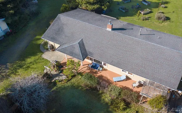 $640,000 | 17750 Barbizon Lane, Fort Bragg, CA 95437