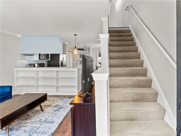 $2,200 | 2232 Dunseath Avenue Northwest, Unit 404, Atlanta, GA 30318