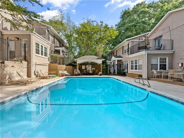 $2,200 | 2232 Dunseath Avenue Northwest, Unit 404, Atlanta, GA 30318