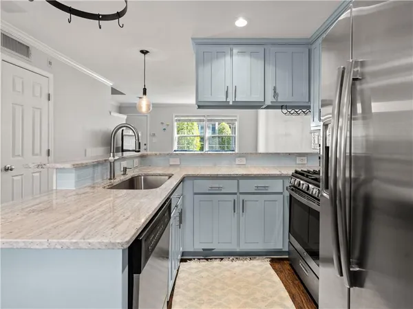 $2,200 | 2232 Dunseath Avenue Northwest, Unit 404, Atlanta, GA 30318