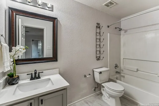 $329,000 | 7611 Presidio Creek, Boerne, TX 78015