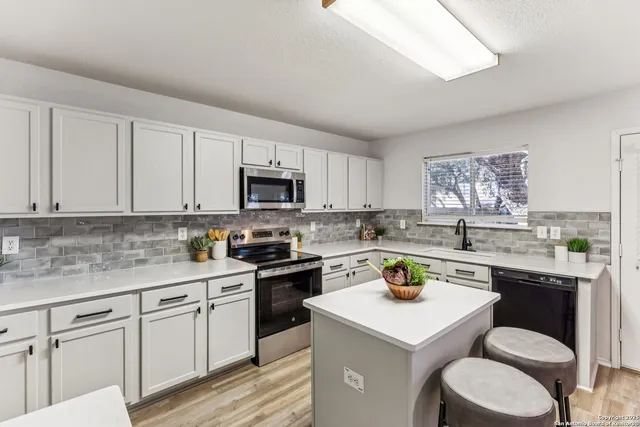 $329,000 | 7611 Presidio Creek, Boerne, TX 78015