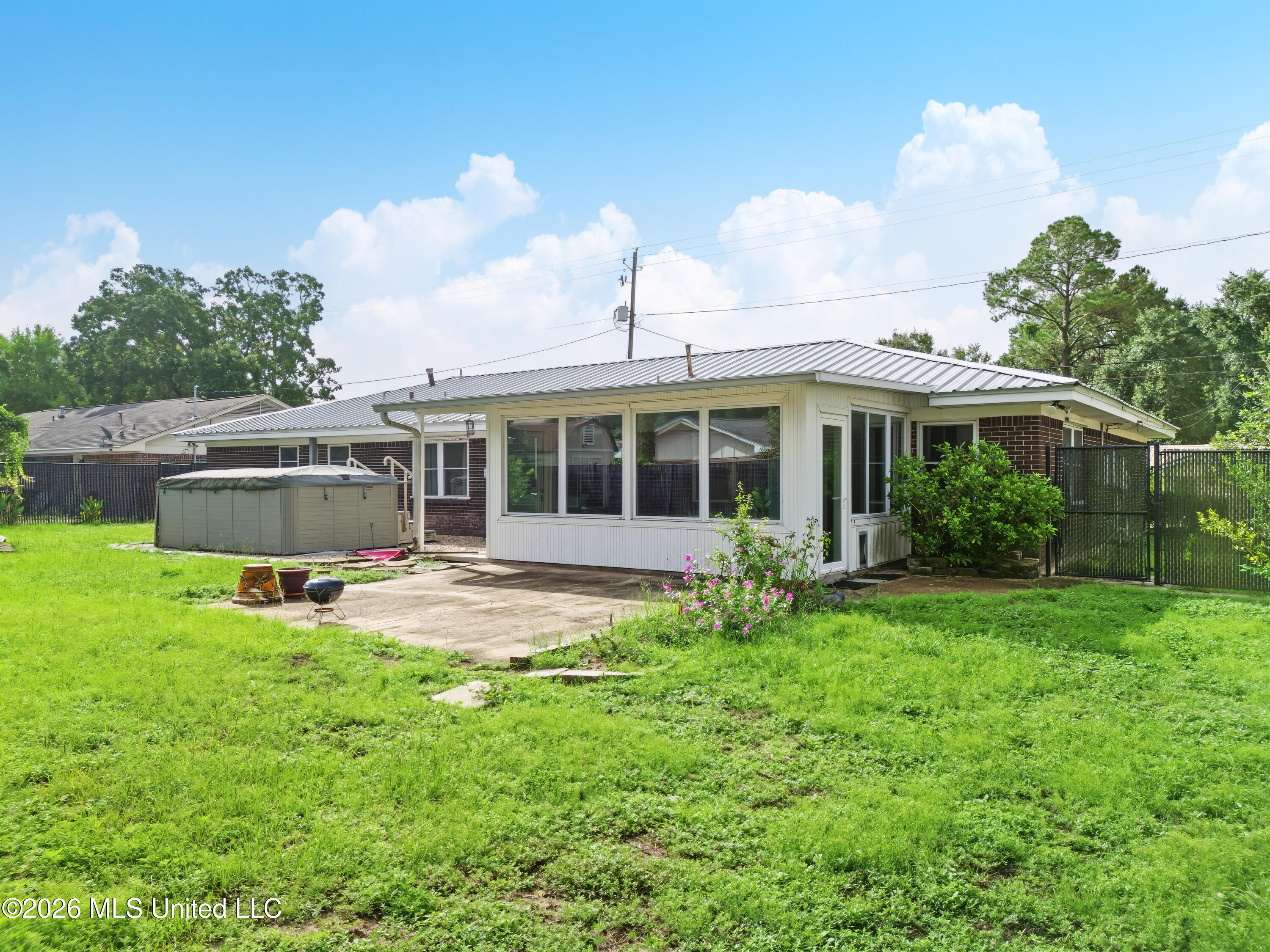 2176 Atkinson Road Biloxi, MS 39531 - Photo 23 of 27 back yard