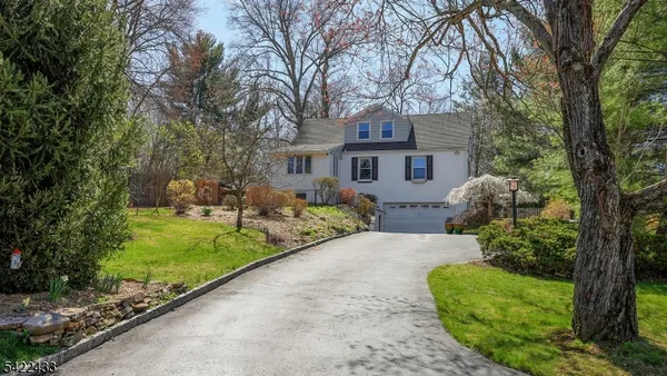 $640,000 | 67 Madison Street, Gillette, NJ 07933