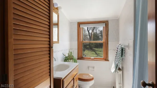 $640,000 | 67 Madison Street, Gillette, NJ 07933