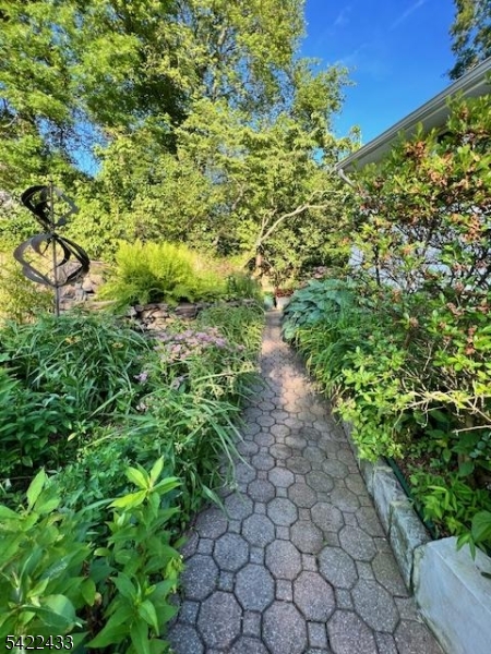 67 Madison Street Gillette, NJ 07933 - Photo 38 of 42