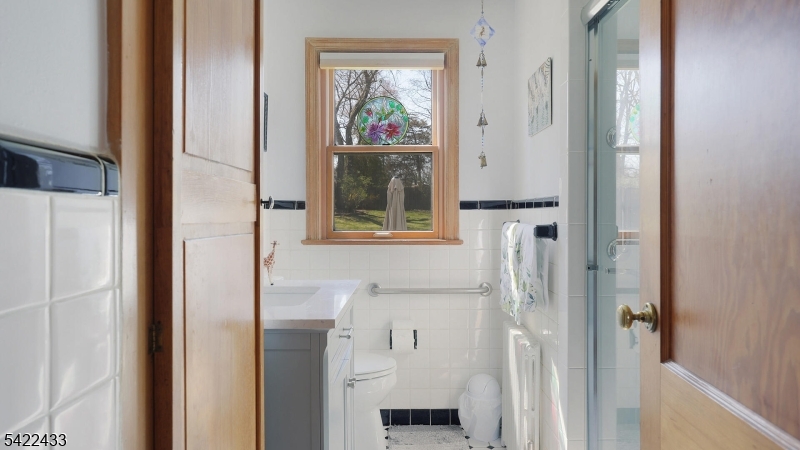 67 Madison Street Gillette, NJ 07933 - Photo 9 of 42