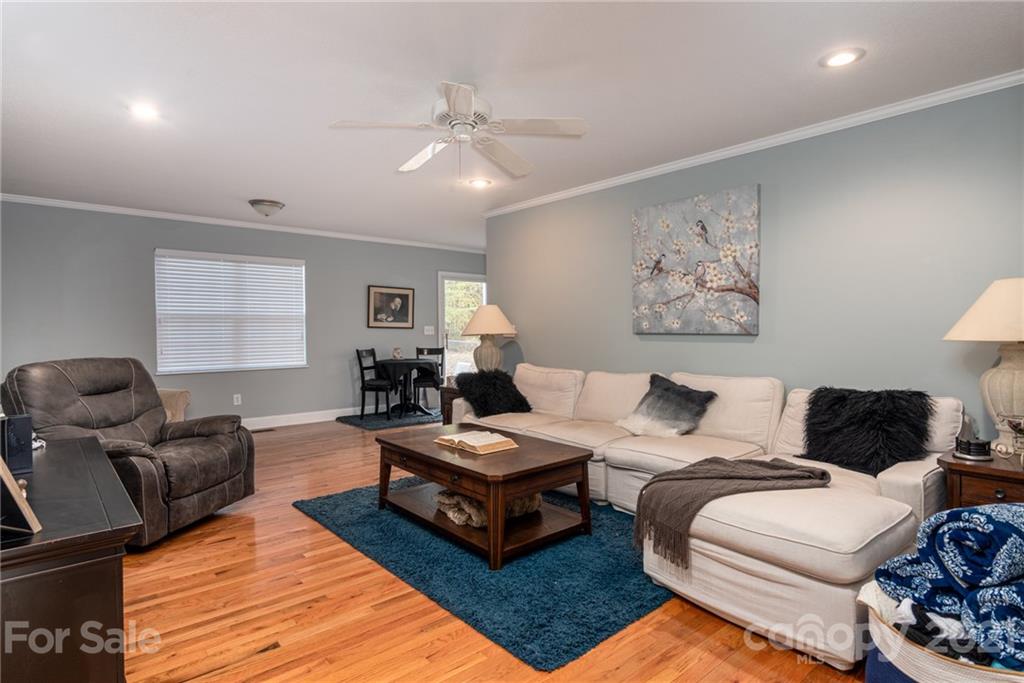 107 Treebark Road Statesville, NC 28625 - Photo 5 of 17 Gallery Image 5