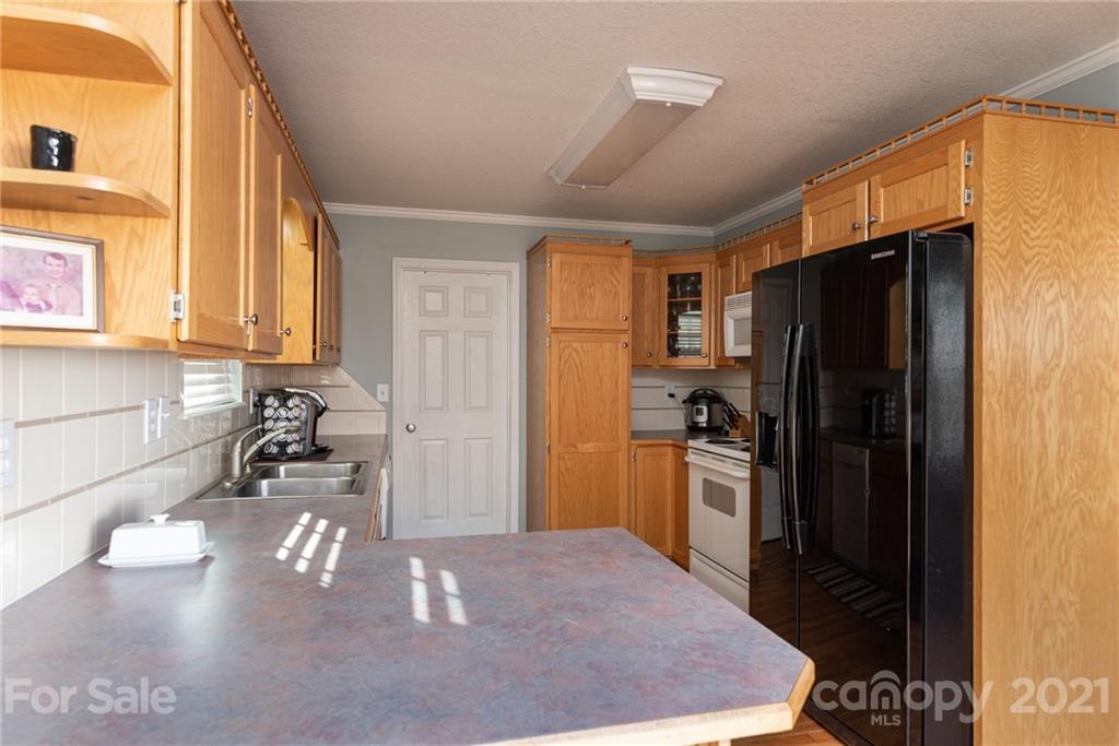 107 Treebark Road Statesville, NC 28625 - Photo 9 of 17 Gallery Image 9