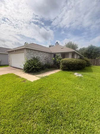 $1,995 | 1725 Shire Street, Pflugerville, TX 78660
