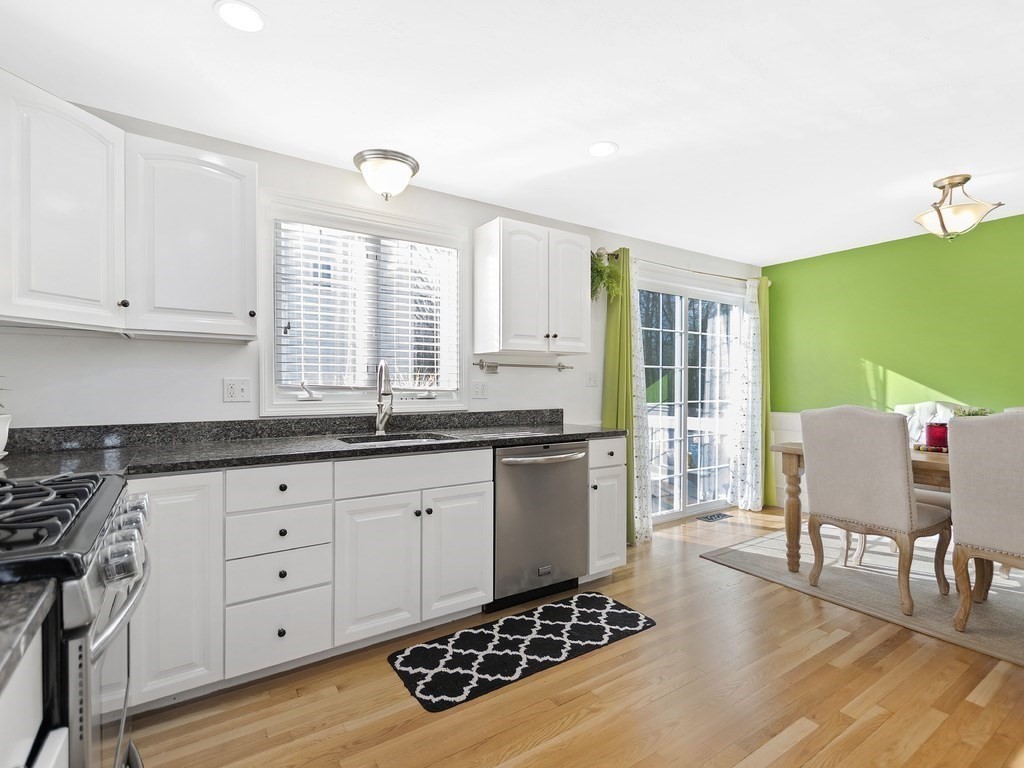 1200 Trapelo Road Waltham, MA 02451 - Photo 4 of 38