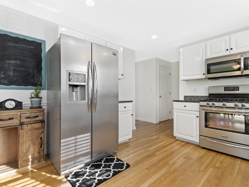 1200 Trapelo Road Waltham, MA 02451 - Photo 5 of 38
