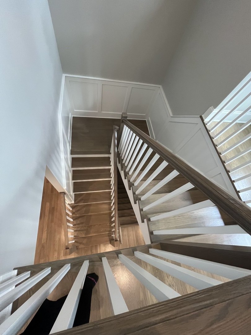 928 Hunter Road Glenview, IL 60025 - Photo 12 of 24 a view of entryway