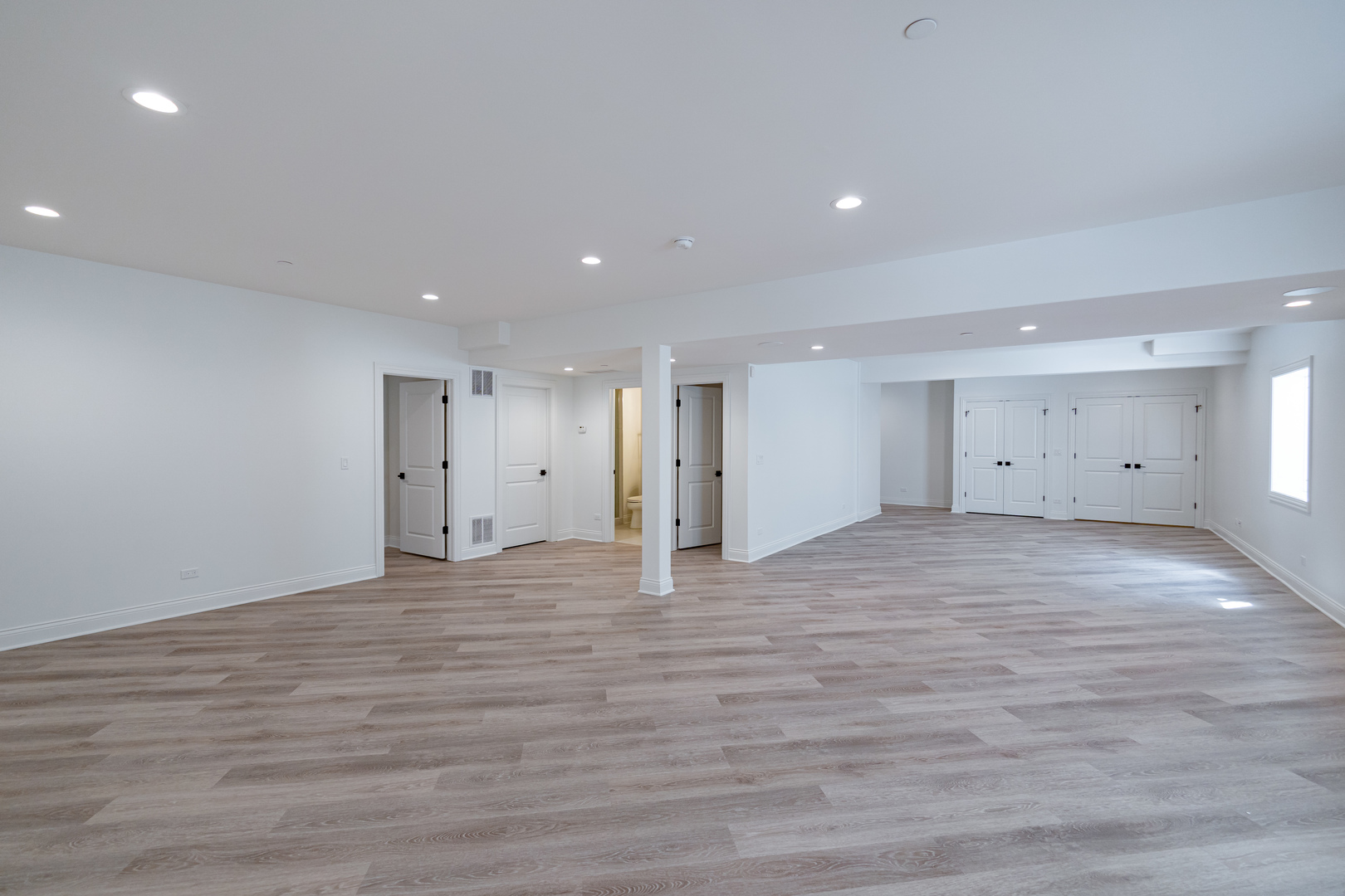 928 Hunter Road Glenview, IL 60025 - Photo 23 of 24 a view of an empty room