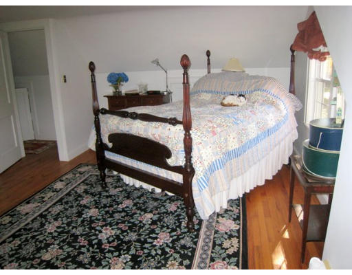 21 Shadow Lane Wellesley, MA 02482 - Photo 12 of 20 Gallery Image 12