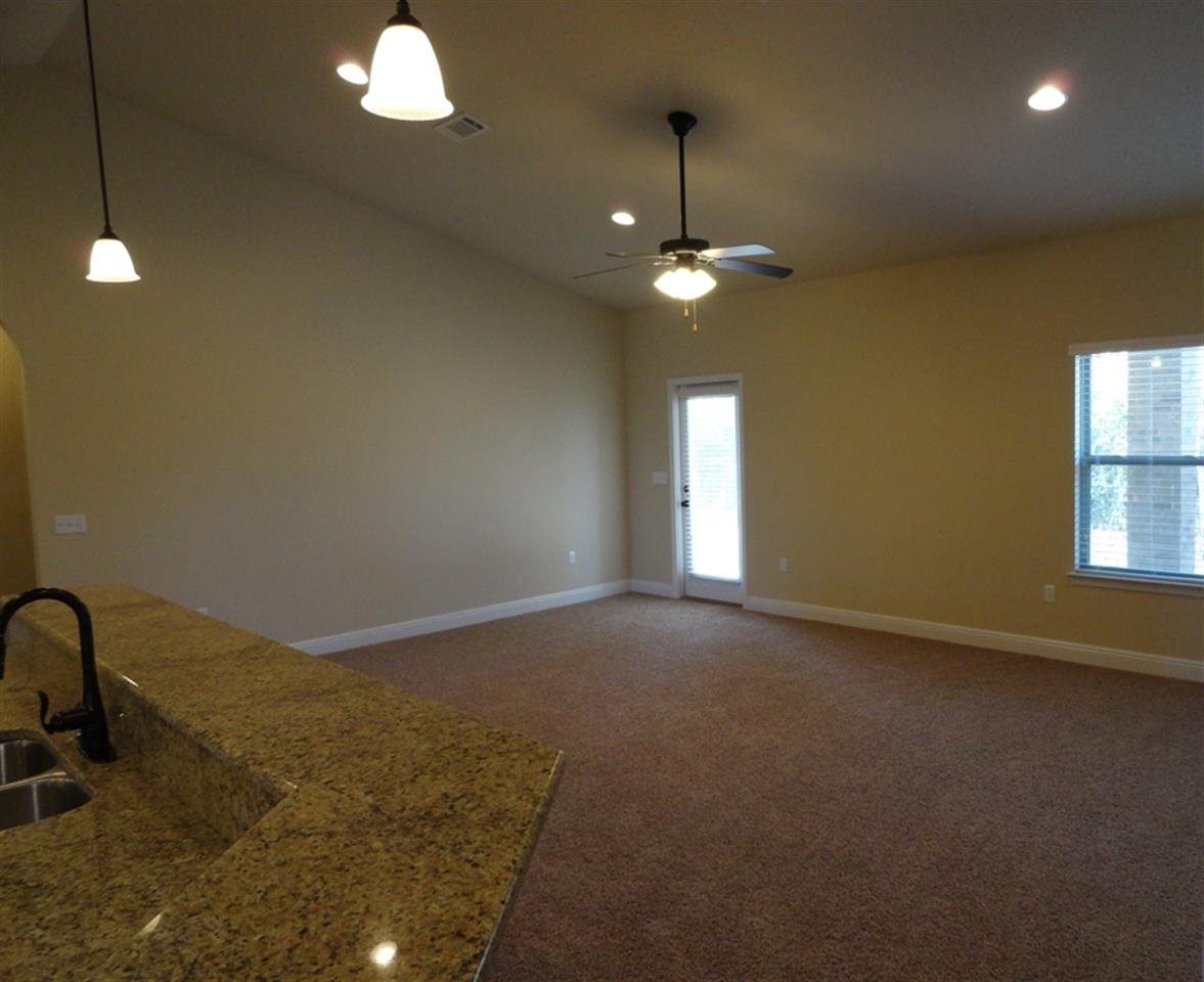 5913 Rustic Ridge Circle Milton, FL 32570 - Photo 9 of 34 Gallery Image 9