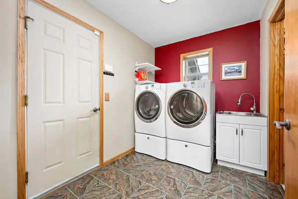 $484,900 | 1156 Pond Curve, Waconia, MN 55387