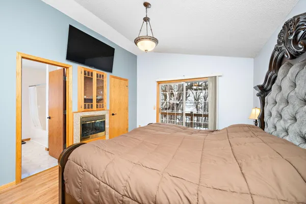 $484,900 | 1156 Pond Curve, Waconia, MN 55387