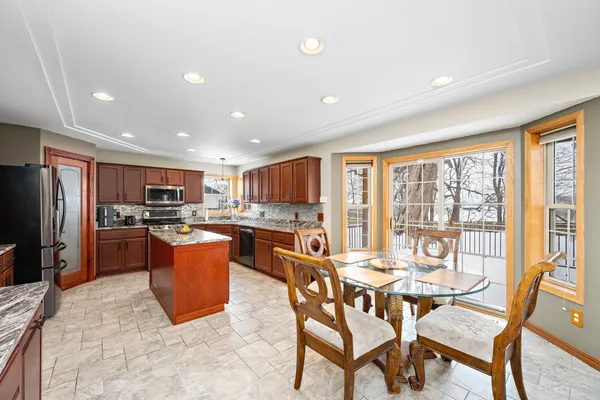 $484,900 | 1156 Pond Curve, Waconia, MN 55387