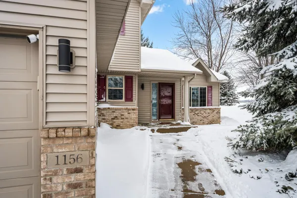 $484,900 | 1156 Pond Curve, Waconia, MN 55387