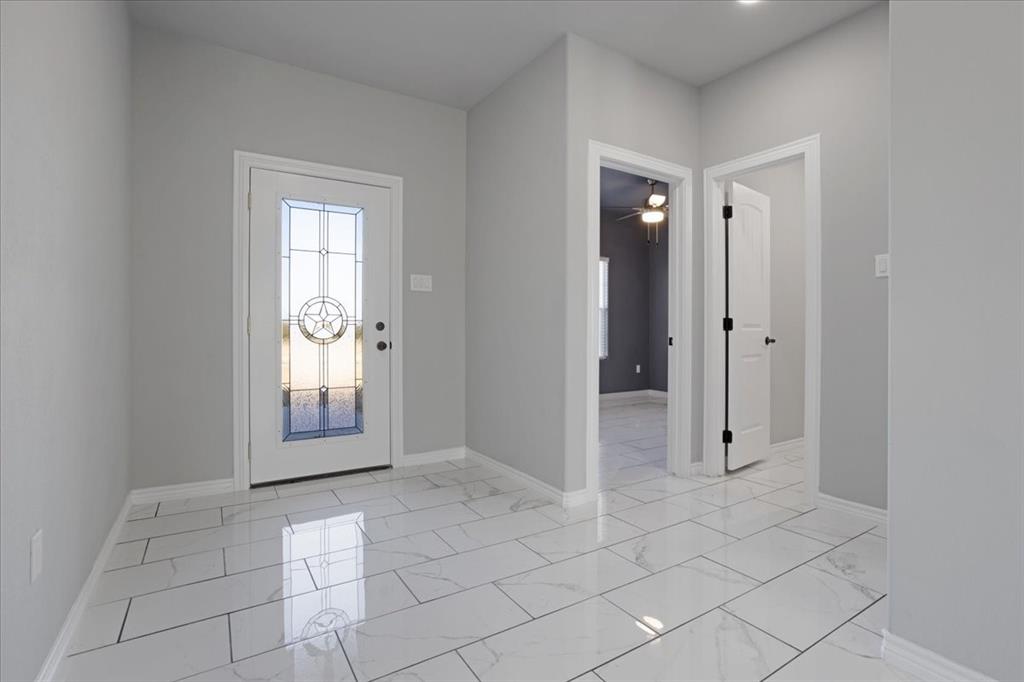 300 Private Road Honey Grove, TX 75446 - Photo 13 of 40 Gallery Image 13