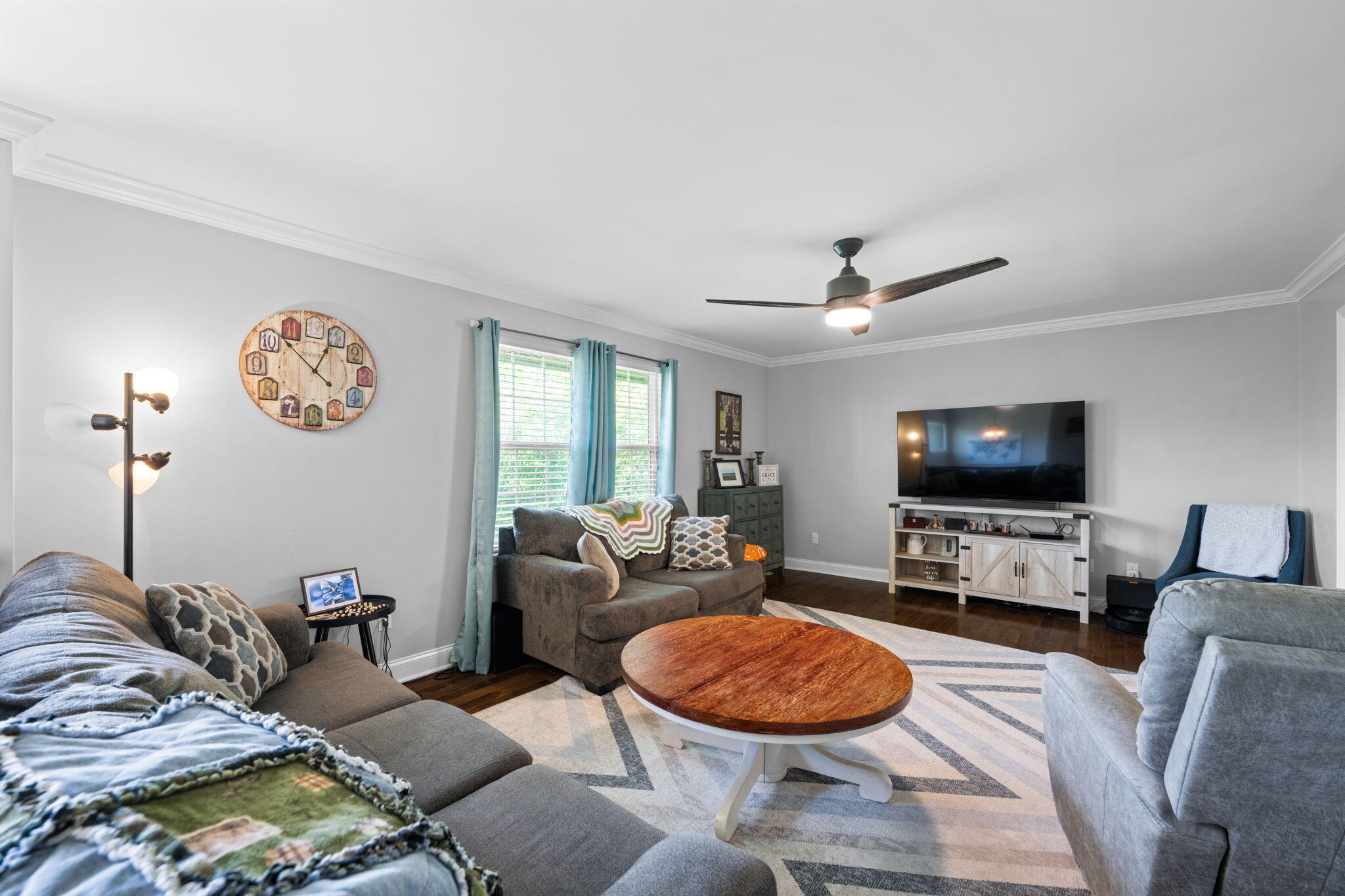 2405 Hickory Ridge Drive Chattanooga, TN 37421 - Photo 12 of 62 18-web-or-mls-DSC_8842