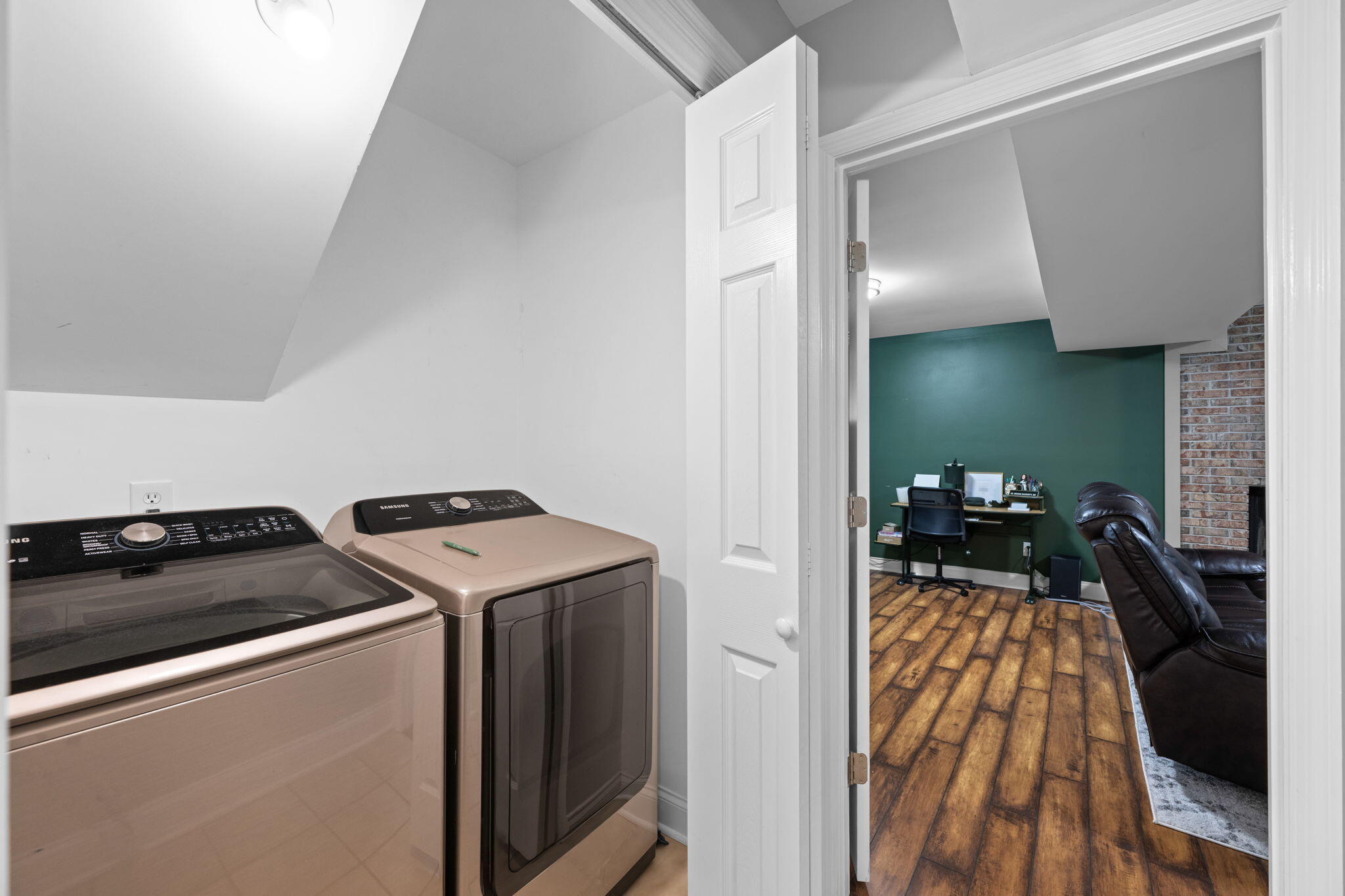 2405 Hickory Ridge Drive Chattanooga, TN 37421 - Photo 33 of 62 39-web-or-mls-DSC_8906