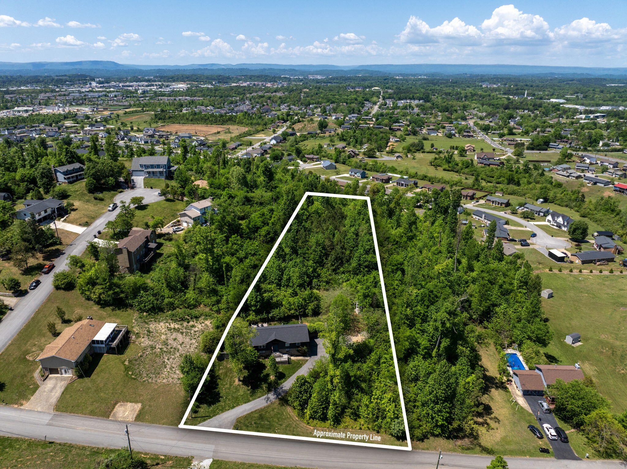 2405 Hickory Ridge Drive Chattanooga, TN 37421 - Photo 48 of 62 55-web-or-mls-DJI_20260417134116_0708_D-