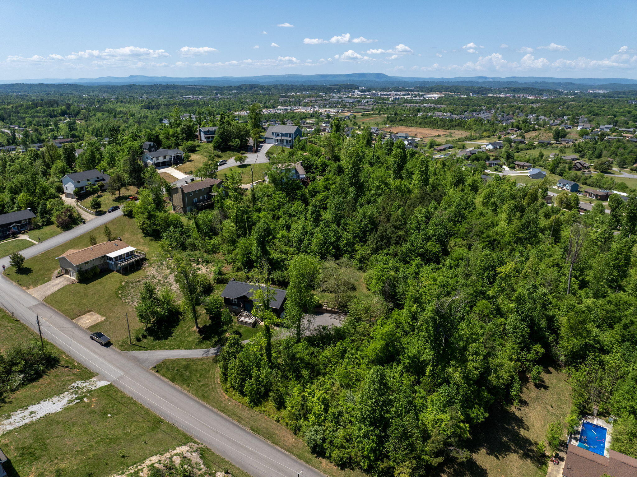 2405 Hickory Ridge Drive Chattanooga, TN 37421 - Photo 50 of 62 49-web-or-mls-DJI_20260417133821_0702_D-