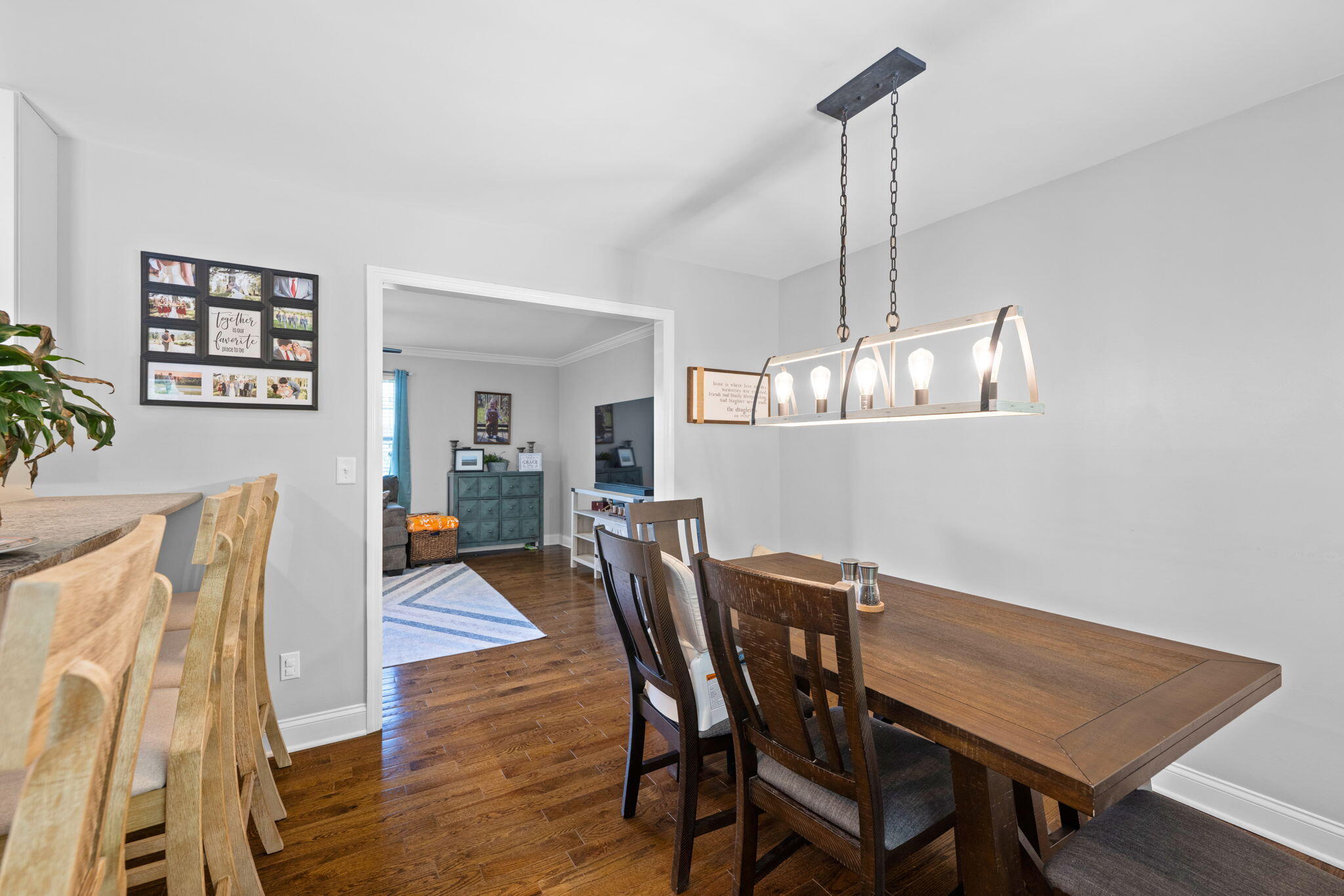 2405 Hickory Ridge Drive Chattanooga, TN 37421 - Photo 7 of 62 13-web-or-mls-DSC_8827