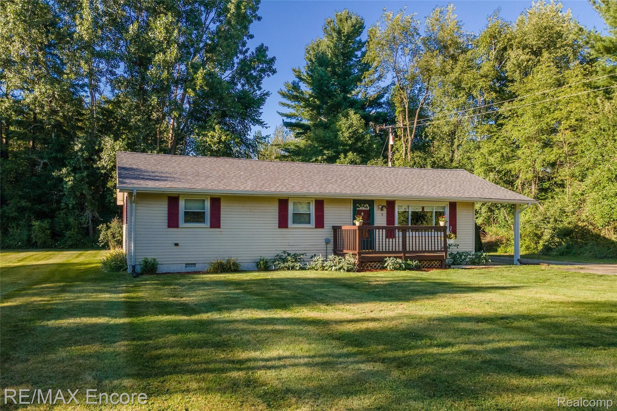 303 East Barnes Road Fostoria, MI 48435 - Photo 1 of 34 2020.08