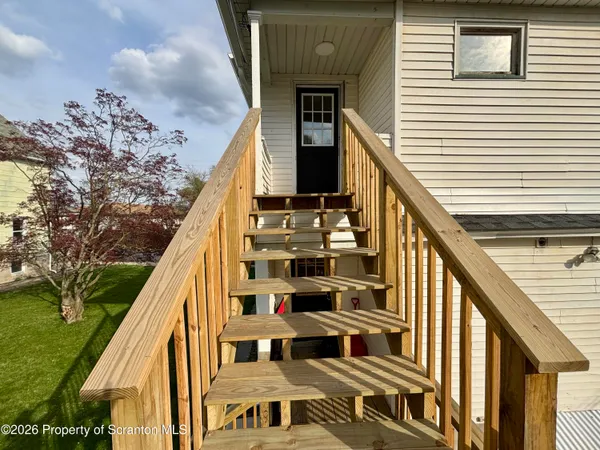 $1,250 | 1264 South 6th Avenue, Unit 2, Scranton, PA 18504