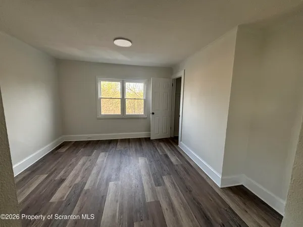 $1,250 | 1264 South 6th Avenue, Unit 2, Scranton, PA 18504