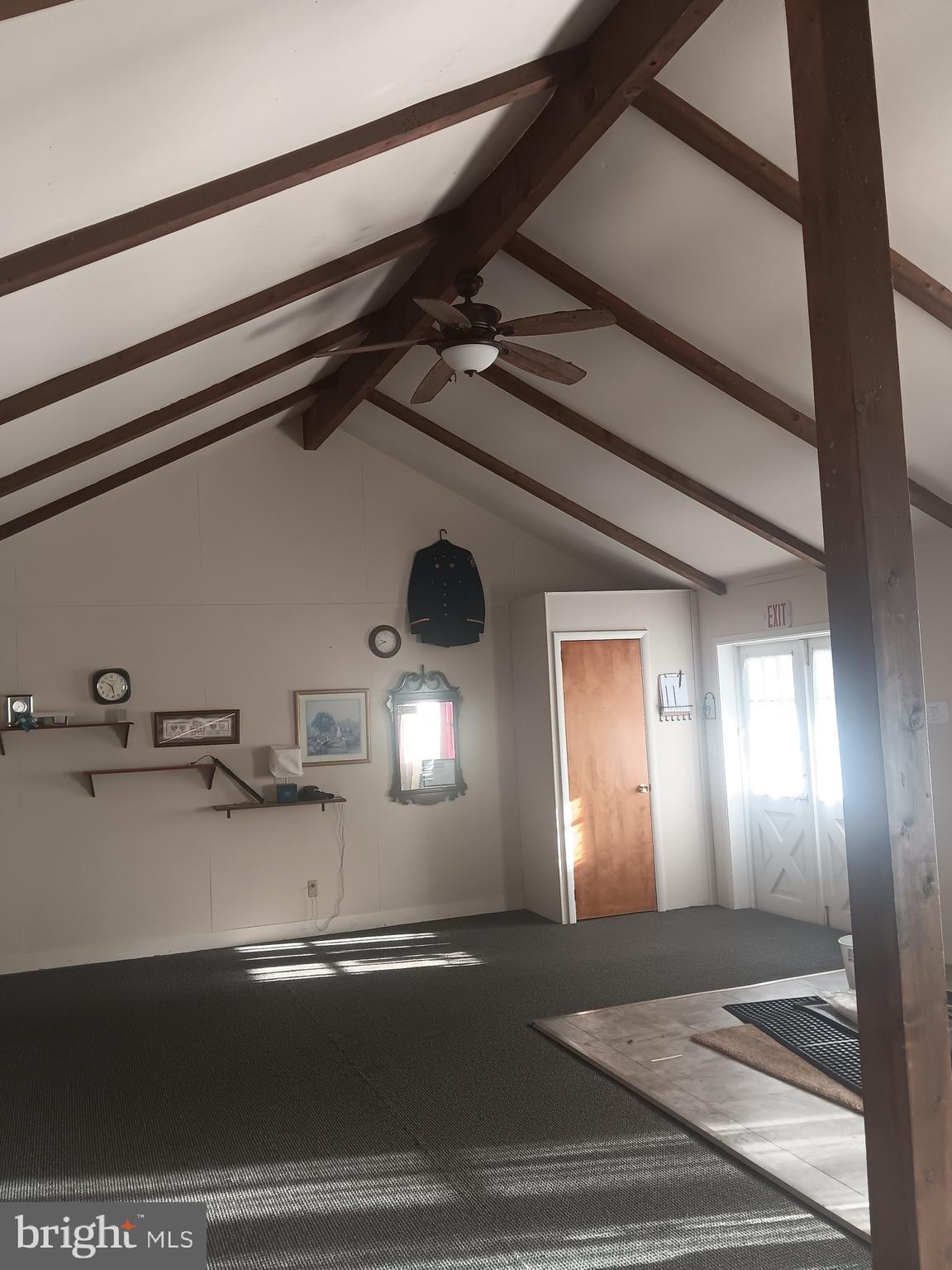 72 Dries Road Reading, PA 19605 - Photo 4 of 11