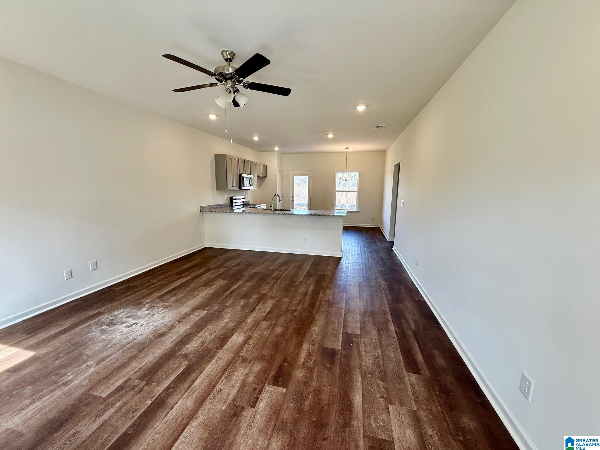 258 Chappell Street Sylacauga, AL 35151 - Photo 5 of 17